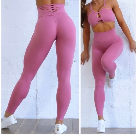 RARE Bombshell Sportswear SET Sexy Back Leggings and Bra Blush Size XS - Picture 2 of 12